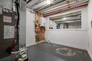 9 Everett Ave, Boston, MA 02125 - Photo 14