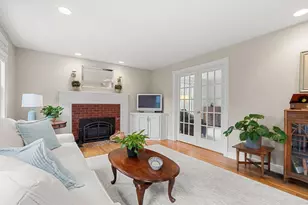 137 Summer St, Medway, MA 02053 - Photo 8
