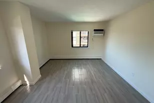 10 Williams St, Watertown, MA 02472 - Photo 8