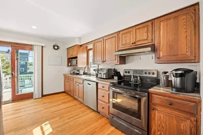 43 Tucker St, Fall River, MA 02724 - Photo 2