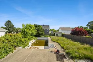 43 Tucker St, Fall River, MA 02724 - Photo 16