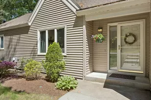 12 Brandywyne, Wayland, MA 01778 - Photo 2