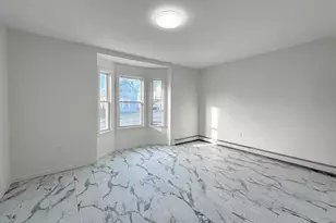 35 Hichborn St, Revere, MA 02151 - Photo 6