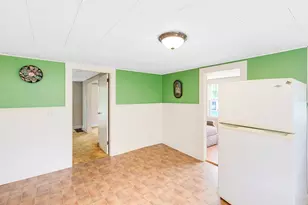 19 Ocean Ave, Rowley, MA 01969 - Photo 6