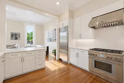128 Beacon Street #B, Boston, MA 02116 - Photo 4