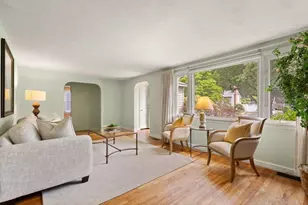 34 Copeland St, Waltham, MA 02451 - Photo 6