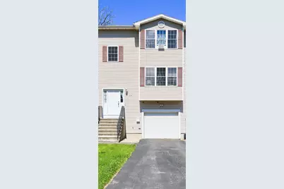 22-B Bancroft St, Worcester, MA 01610 - Photo 2