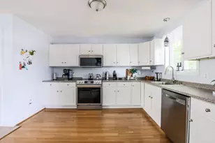 22B Bancroft St, Worcester, MA 01610 - Photo 8