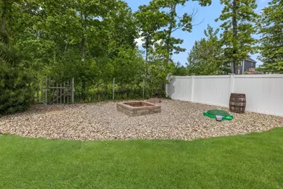 1531 County, Attleboro, MA 02703 - Photo 36