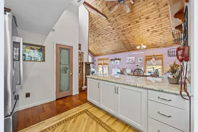 90 Kingman St, Taunton, MA 02718 - Photo 6