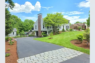 8 Blue Jay Ln, Ashland, MA 01721 - Photo 2
