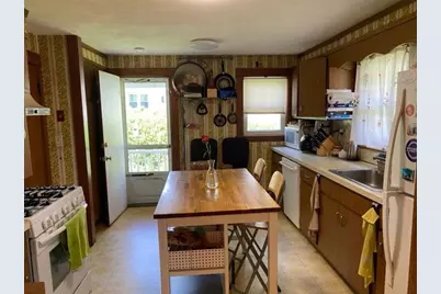 86 Highview Avenue, Melrose, MA 02176 - Photo 6