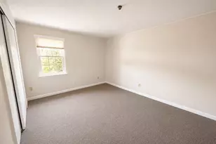 39 Christopher Dr, Stoughton, MA 02072 - Photo 10