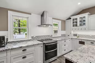 18 Gleason Rd, Reading, MA 01867 - Photo 16