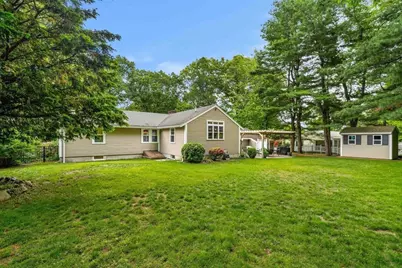 18 Gleason Rd, Reading, MA 01867 - Photo 2