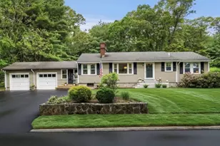 18 Gleason Rd, Reading, MA 01867 - Photo 1