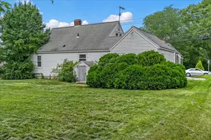 208 W Center St, West Bridgewater, MA 02379 - Photo 14