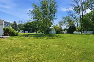 208 W Center St, West Bridgewater, MA 02379 - Photo 18