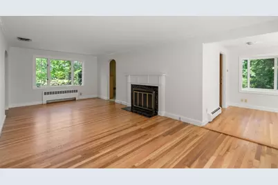 14 Judith Rd, Newton, MA 02459 - Photo 4