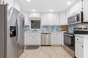 44 Lincoln St, Northborough, MA 01532 - Photo 2