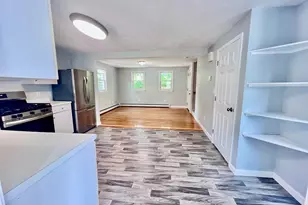 15 1st, Woburn, MA 01801 - Photo 6