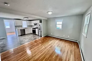 15 1st, Woburn, MA 01801 - Photo 10