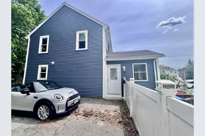 15 1st #15, Woburn, MA 01801 - Photo 2