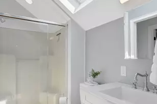 10 Milford St, Hull, MA 02045 - Photo 24