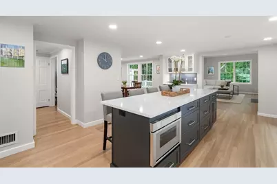 21 Madison Rd, Wellesley, MA 02481 - Photo 6