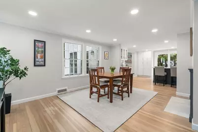 21 Madison Rd, Wellesley, MA 02481 - Photo 10