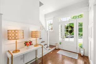 33 Hickory Rd, Wellesley, MA 02482 - Photo 4