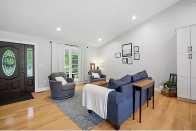 75 Kendall St, Granby, MA 01033 - Photo 8