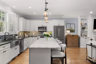 172 State St #2, Newburyport, MA 01950 - Photo 6