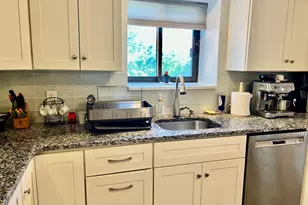 1004 Paradise Rd, Swampscott, MA 01907 - Photo 16