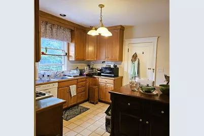 97 Hammond St #1, Waltham, MA 02451 - Photo 8