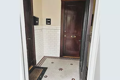97 Hammond St #1, Waltham, MA 02451 - Photo 4