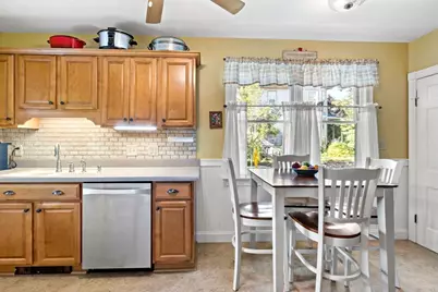 1984 Robeson St, Fall River, MA 02720 - Photo 6
