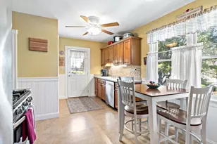 1984 Robeson St, Fall River, MA 02720 - Photo 20