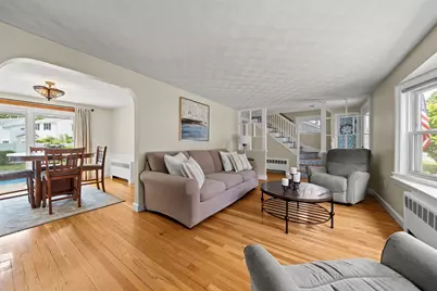 4 Sendick Rd, Woburn, MA 01801 - Photo 6