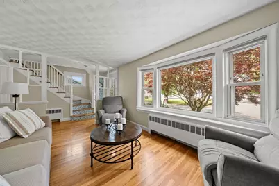 4 Sendick Rd, Woburn, MA 01801 - Photo 4