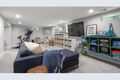 14 Holly Avenue, Cambridge, MA 02138 - Photo 16