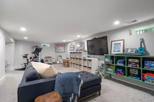 14 Holly Ave, Cambridge, MA 02138 - Photo 16