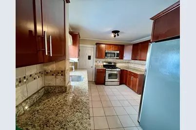 20 Washington Ave #1, Waltham, MA 02453 - Photo 2