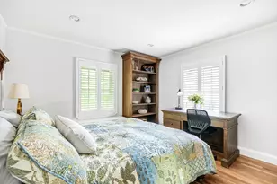 518 Newton St, Brookline, MA 02467 - Photo 28