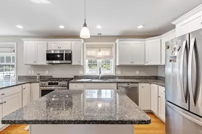 1016 Whipple Rd, Tewksbury, MA 01876 - Photo 22