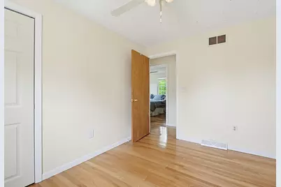 9 Paula Rd, Milford, MA 01757 - Photo 12