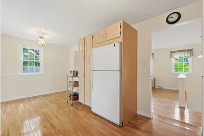 9 Paula Rd, Milford, MA 01757 - Photo 6