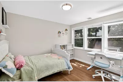 142 Edinboro St, Newton, MA 02460 - Photo 26