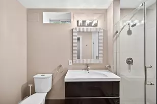 142 Edinboro St, Newton, MA 02460 - Photo 32