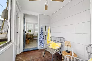 14 Vermont St, Salisbury, MA 01952 - Photo 16